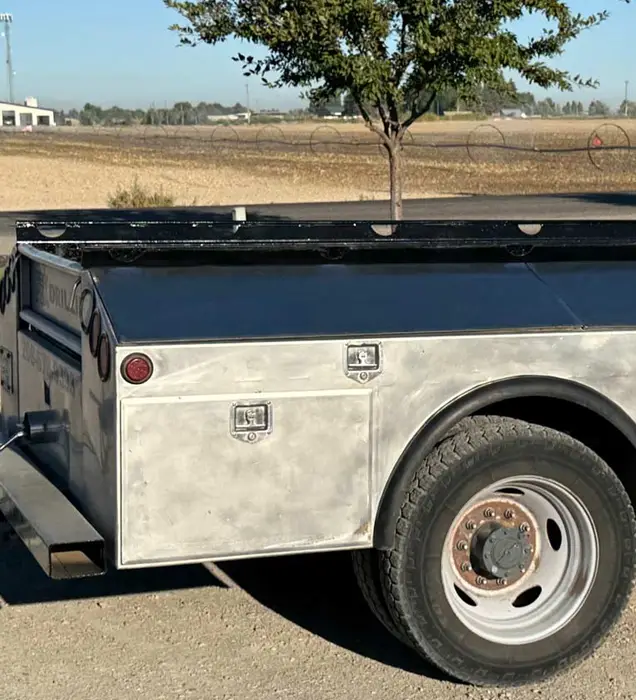 100 Series Utility Bed hm